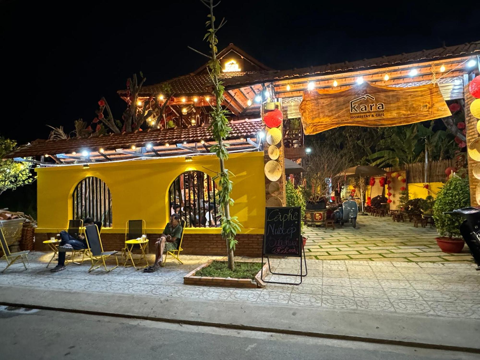 Kara Homestay & Cafe Кантхо Экстерьер фото